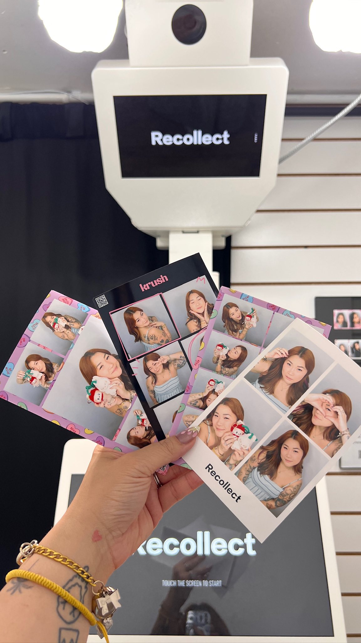 Location + Details ⬇️
📸 Recollect Photobooth @recollect_photobooth
📍Decor Art Gallery
560 3rd Ave, New York, NY 10016
(E 37th & 3rd Ave)
😍 Customizable photos at an affordable price! Perfect for a solo date or memories with a plus 1 👯♀️👫
🏷️ #thingstodoinnyc #nycphotobooth #nychiddengems #popupgirlsnyc