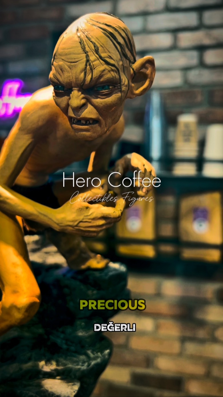 “Kıymetlimisss… Kahveyle daha güzel!”
Gollüm & Smeagol kahveye düştü! ☕✨
Yüzüklerin Efendisi figürleri Hero Cafe’de sizi bekliyor.
#HeroCafe
#CoffeeAndFigures
#Gollum
#Smeagol
#LordOfTheRings
#YüzüklerinEfendisi
#SideshowCollectibles
#FigureCafe
#AtaşehirKahve
#KahveKeyfi
#Kıymetlimisss
#GeekCafe
#KoleksiyonTutkusu