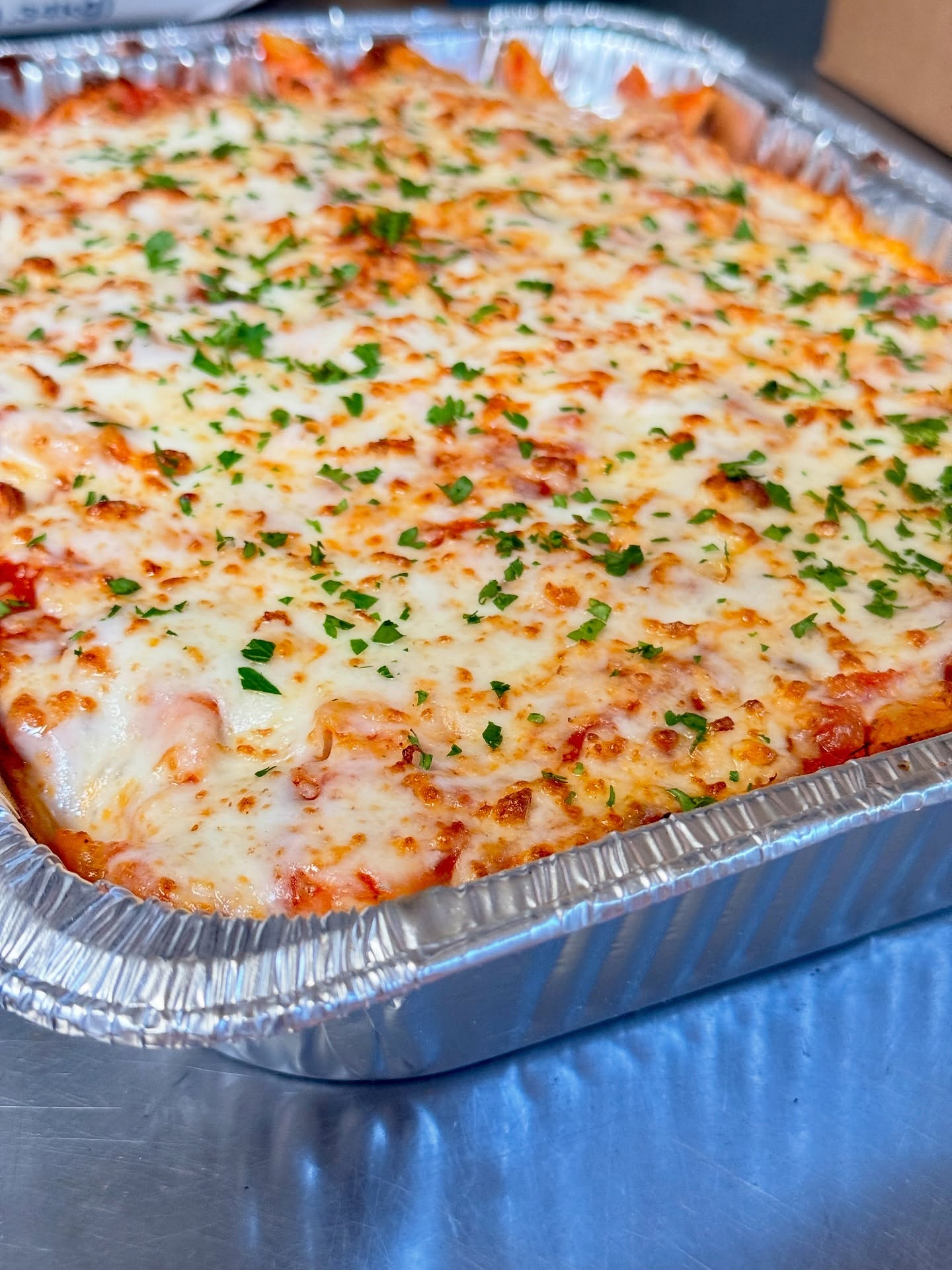 #jpspizzaandgrill #jpspizza #pasta #catering #wilmette #chicago #party #partytray #northshore
