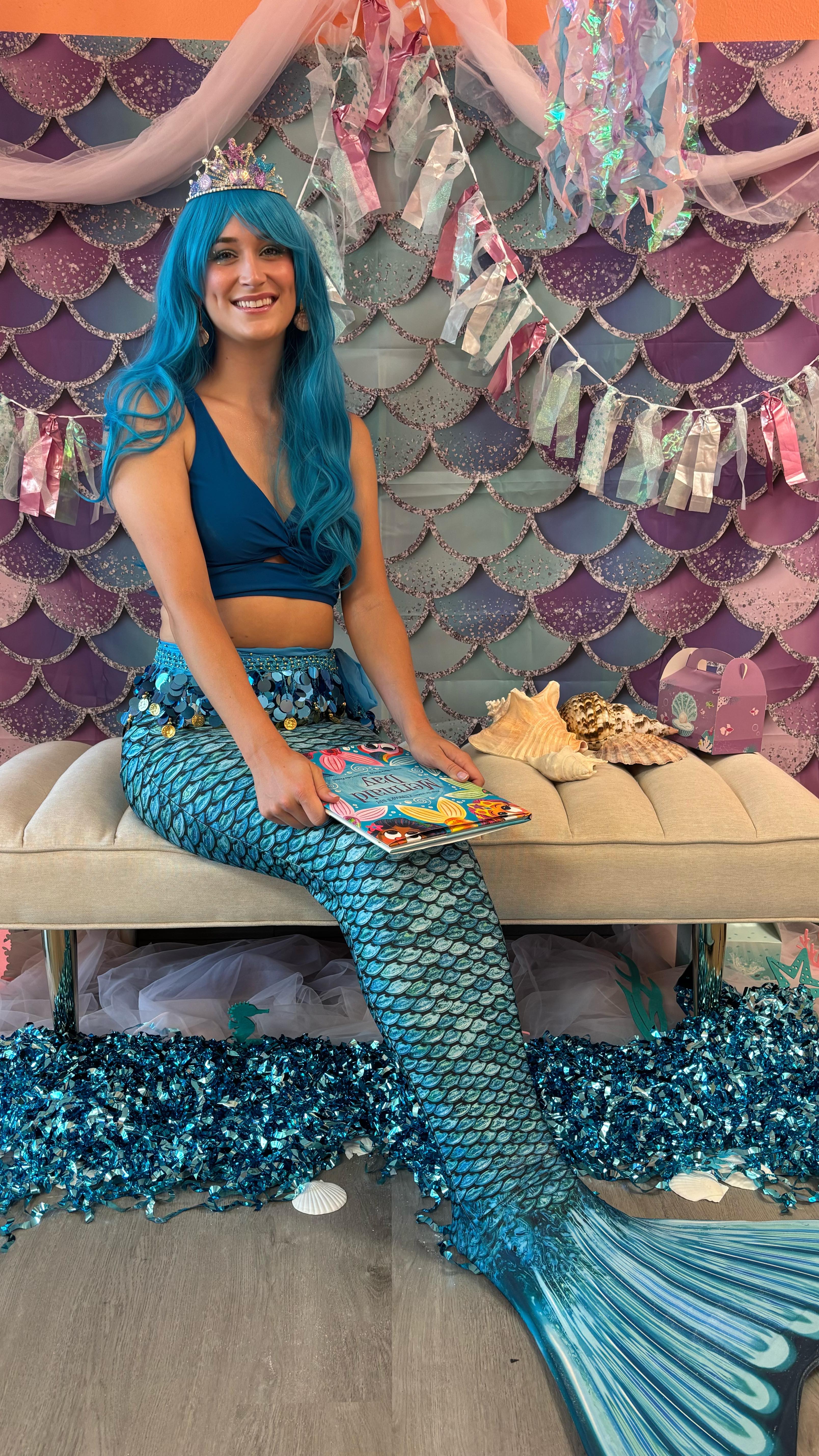 I didn’t think I’d be booking any more Mermaid gigs this summer, but this Mermaid storytime and craft session was the best! 💫 I love helping to spark imagination and day dreams in these little minds, and just want to share the magic where ever I can! #mermadi #swflmermaid #sincerelymadi #summercamp