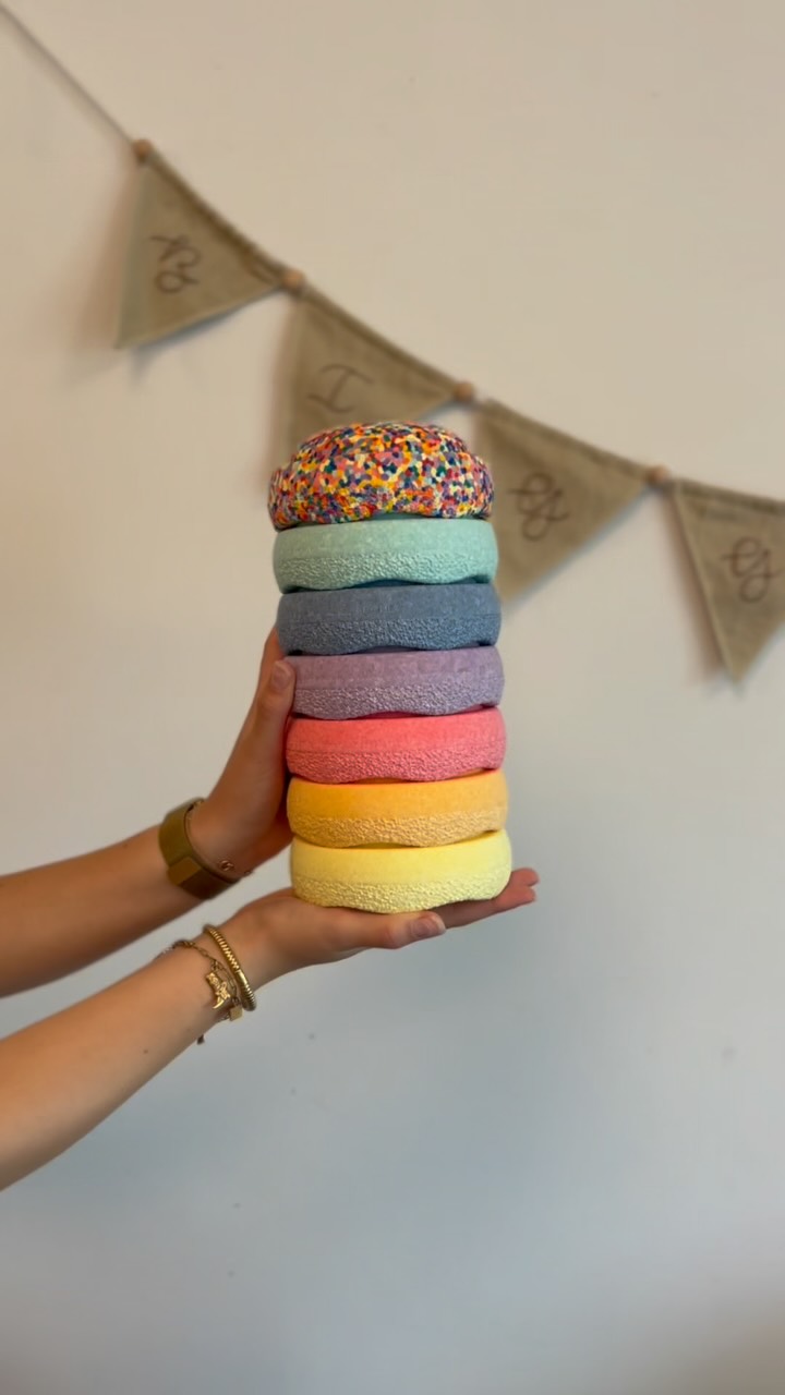 Hoera! Ons nieuwe spelmateriaal is binnen! Een feest om uit te pakken! π€
@jutter_co