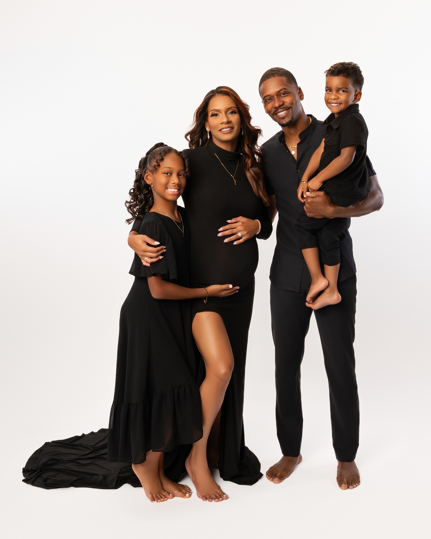 We’re so excited to have this gorgeous family back in the studio today for their littlest one’s cake smash sesh! 🎂
Their eldest daughter just qualified for the Jr Olympics and we are thrilled for her! She has worked incredibly hard and it’s all paying off! 🙌🏼
HMUA by @atouchoffierce
#tukefamily #orlandocakesmashphotographer #orlandofamilyphotographer #orlandomoms #orlandophotographer #winterparkmoms #orlandomaternityphotographer #winterparkcakesmashphotographer #winterparkmaternityphotographer