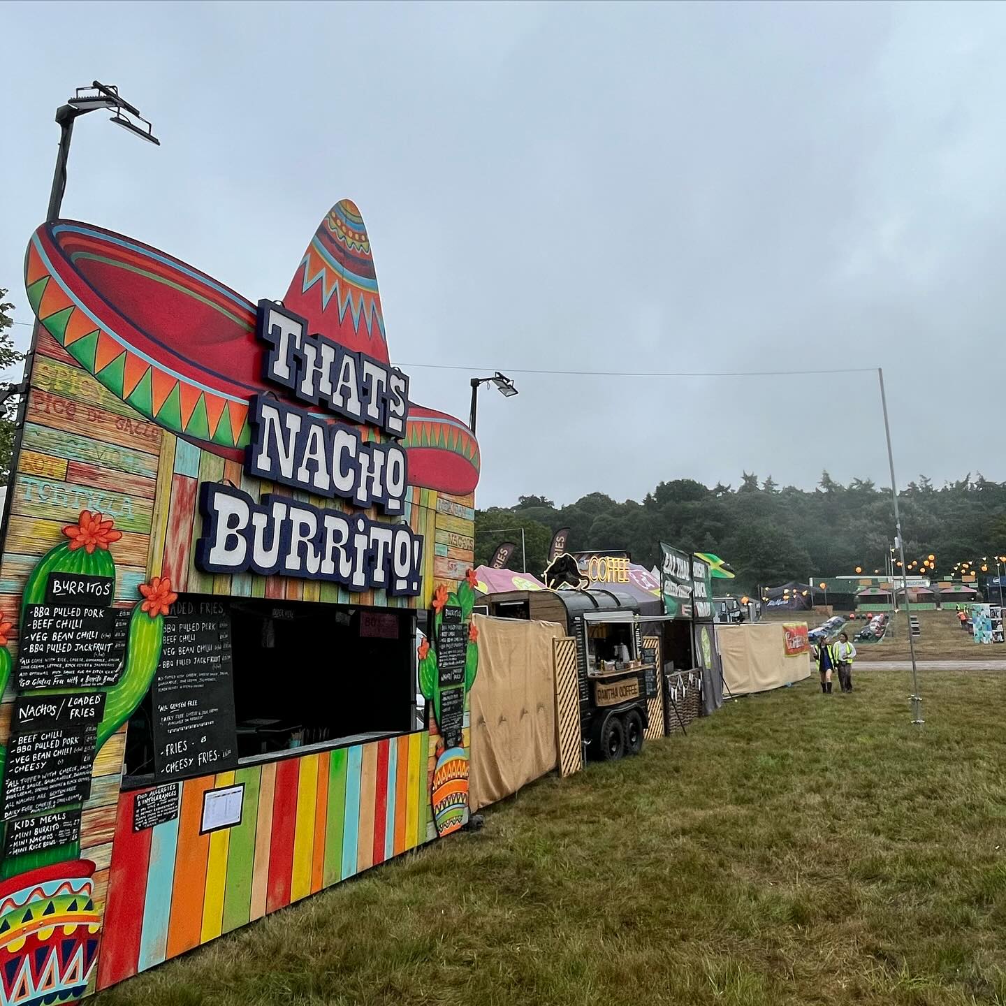 All ready to go @latitudefest! Come and find us in the Hawker House area, at the back of the main Obelisk stage on your way to the Comedy Tent. W3W location:
///broken.staging.adhesive
https://w3w.co/broken.staging.adhesive
Delicious burritos, nachos and loaded fries, with vegetarian, vegan, gluten free and dairy free options and also kid’s meals!