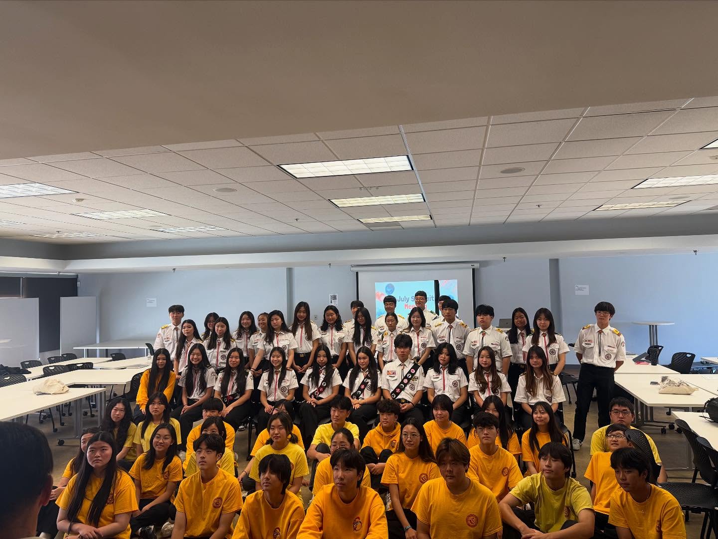 July Summit Meeting 📣 This was the first Summit Meeting for the ‘25-‘26 term. We reviewed chapter past and future activities, introduced committees, had new member training, and important announcements. Let’s do well this year! 😆
#hwarangyouthfoundation #summitmeeting