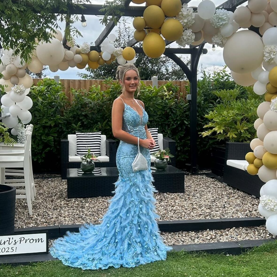 CHLOE 💙🦋
She opted for all the ✨DRAMA ✨ and we think she looked a total dream ☁️
Our 2026 appointments are filling up FAST and the new arrivals have already sole our hearts 🥹
What month are you shopping for 2026?