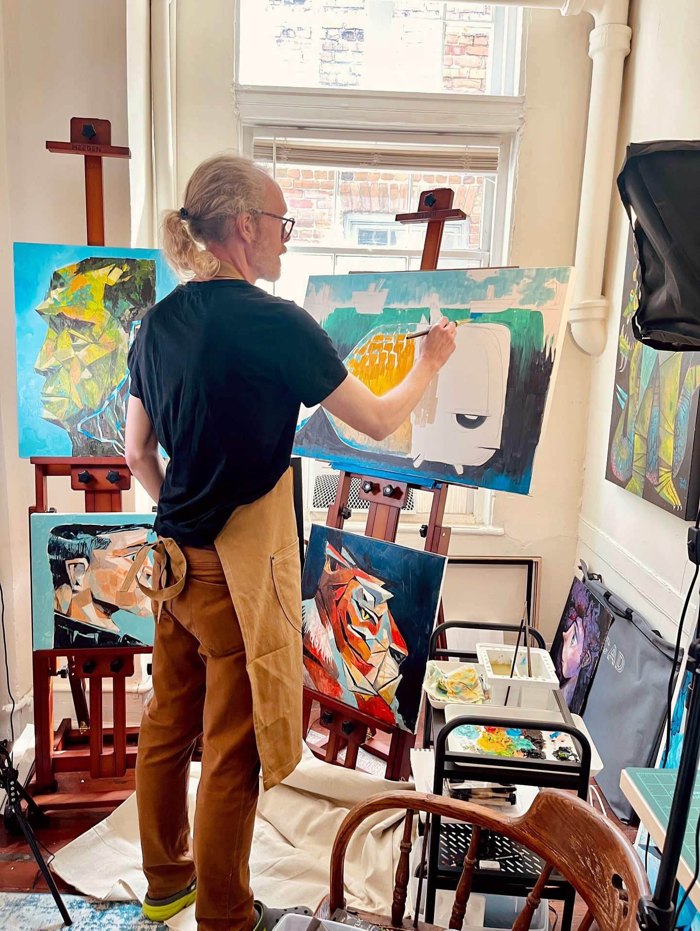 👋 Welcome to my painting studio.
I’m Timothy Banks—a narrative painter based in Charleston, SC. My work explores character, absurdity, and imaginative edge through layered textures and bold color. I come to fine art from the world of illustration, where I’ve spent years telling stories on the page. Now I’m telling them on canvas.
This account is a dedicated space for my painting practice: original acrylic, watercolor, and mixed media work rooted in storytelling and a love for the surreal.
Some pieces are coastal. Some are weird. Most have secrets if you stare long enough.
🖼️ Represented on @ugallery
🛍️ Also available at ShopSCAD
🎨 Main illustration work → @timbanks
💌 Inquiries welcome via DM
Studio: 64 Broad, Studio 3C, #charlestonsc 29401
