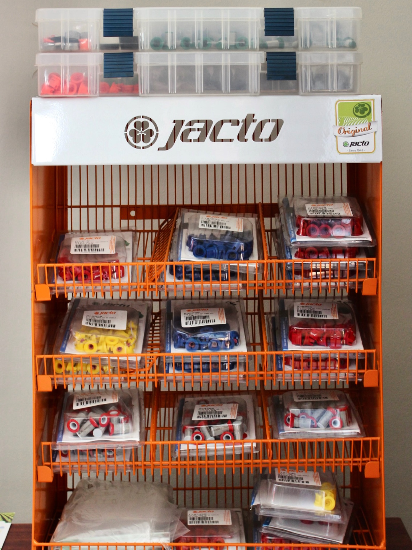 Yes, we supply all the Jacto nozzles and extras that you could want ✔️
Unsure about what you need? Or the best method of use? Or product care?
Come by our Lozino site at ART Farm - we’ll walk you through everything you need to know and help you make the right moves to get the most out of your products
#jacto #lozino #irrigation #farmingzimbabwe #gardening