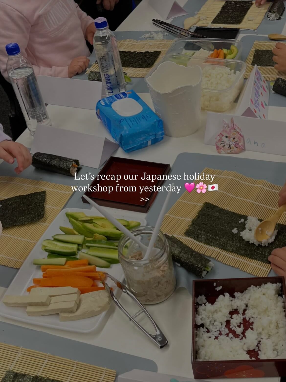 Thank you so much for coming our Japanese holiday workshop last week🩵🌸 10 lovely kids joined us and all the kids were very engaged and gained new skills, knowledge, and a fun cultural experience! 🩷
Everyone did such an amazing job, I’m so proud of them!
This was also my very first collaboration - thank you so much to @wakasweet_sakura_no_hana for leading the beautiful cupcake decorating session 🧁