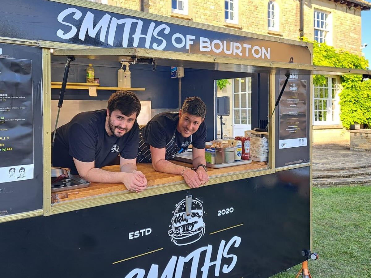 From garden soirées to the Big Feastival in August, we love to celebrate with you the only way we know how!🍔🍾
@thebigfeastival