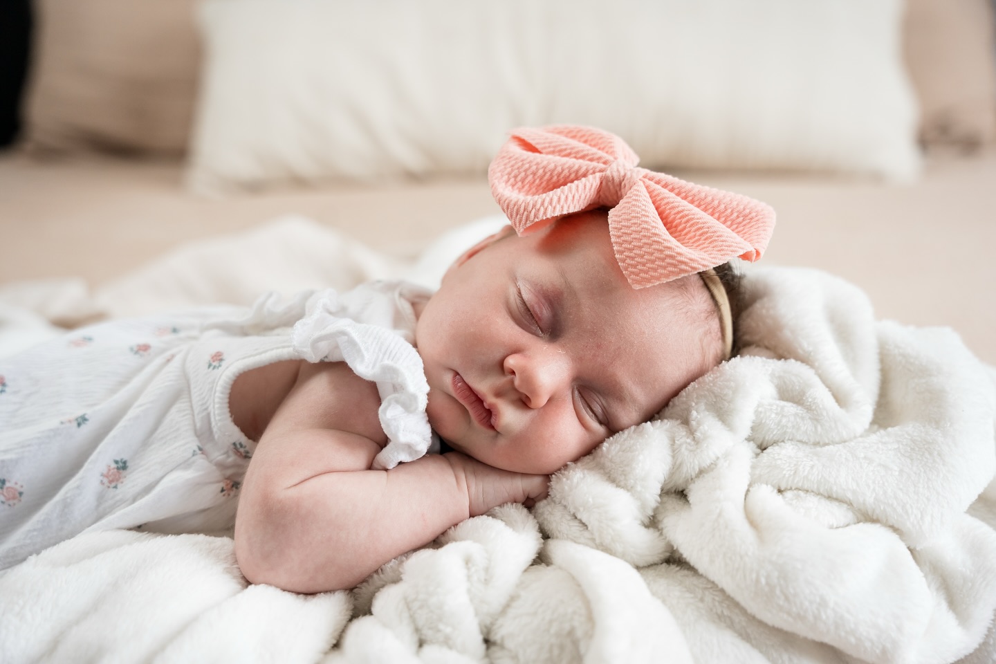 Welcome to the world, Noa 🩷
#WelcomeBaby #NewbornPhotography #NewbornSession #StauntonVAPhotographer #VirginiaNewbornPhotographer #NewbornPortraits #LifestyleNewbornSession #FamilyPhotographerVA #NewbornPhotoShoot #NaturalLightPhotography #NewbornPhotos #BabyGirlPhotos #StauntonVA