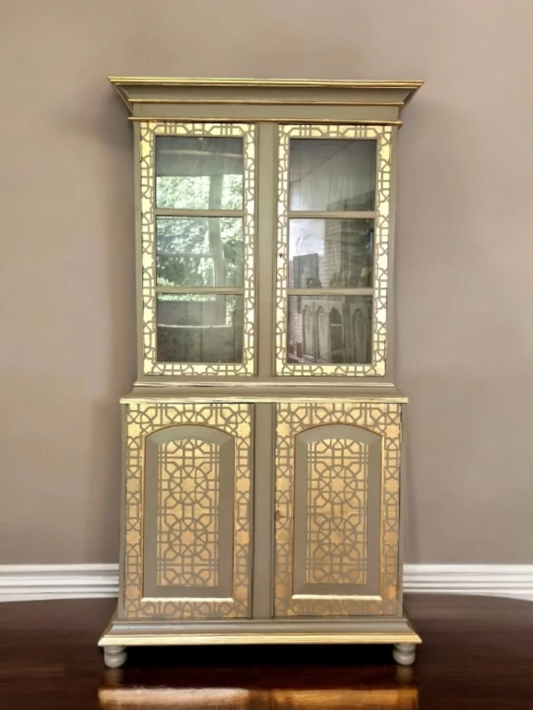 From my hands to an Italian home — a unique redesign for a lovely client 🖌️🏡
#redesignfurniture
#flipfurniture
#meubel #Nederland #kunst #lovemyjob