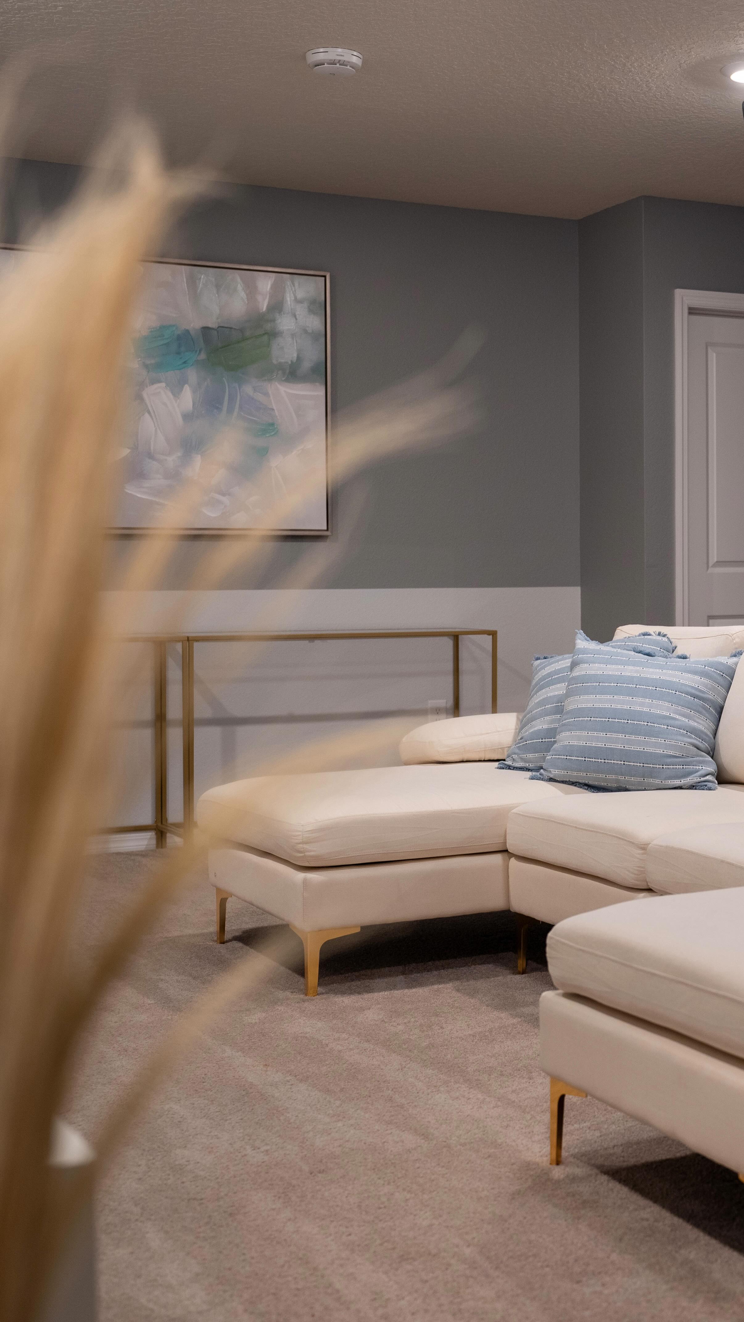 Here at DTB Decor, you are our inspiration! ✨
We transform your preferences into unique spaces, combining functionality, creativity, modernity, and style.
Whether you love a colorful, clean, or sophisticated look, we design a project that truly reflects who you are — with all our care and professionalism.
Your essence, our professional touch.
#DTBDecor #CustomInteriors #InteriorDesign #YourStyleOurDesign #PerfectSpace #DesignWithIdentity