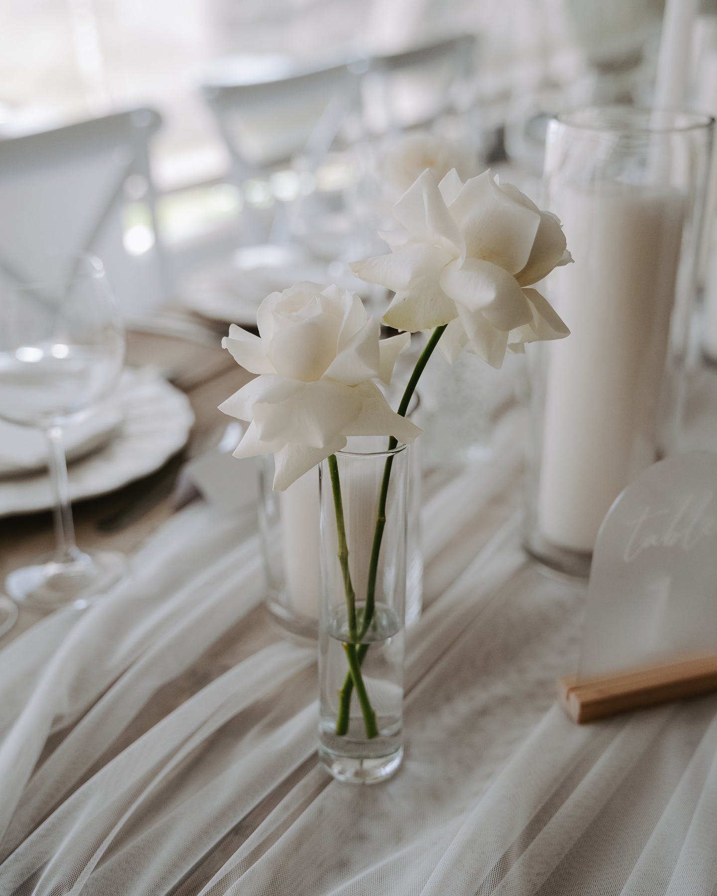 Simple. Timeless. Elegance.
📸 @conwayphotoandfilmsa
#floraldesign #kznflorist #minimalistic #ballitoweddings #weddingdecor #weddingflorist #eventflorist