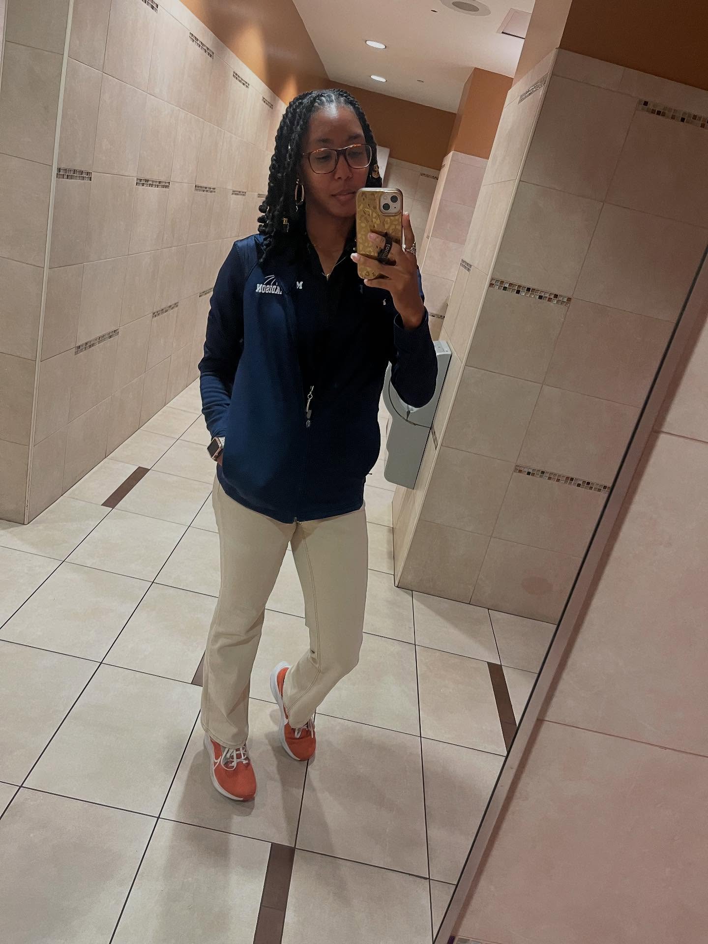 My athletes work hard to hone their skills, and as a coach, I am committed to inspiring them every step of the way.
@thscacoaches coaching school is the perfect place for a coach. Live demos, amazing speakers and always a good time seeing fellow coaches.
.
.
.
#thsca #basketballcoach #highschoolcoach #continuouslearning