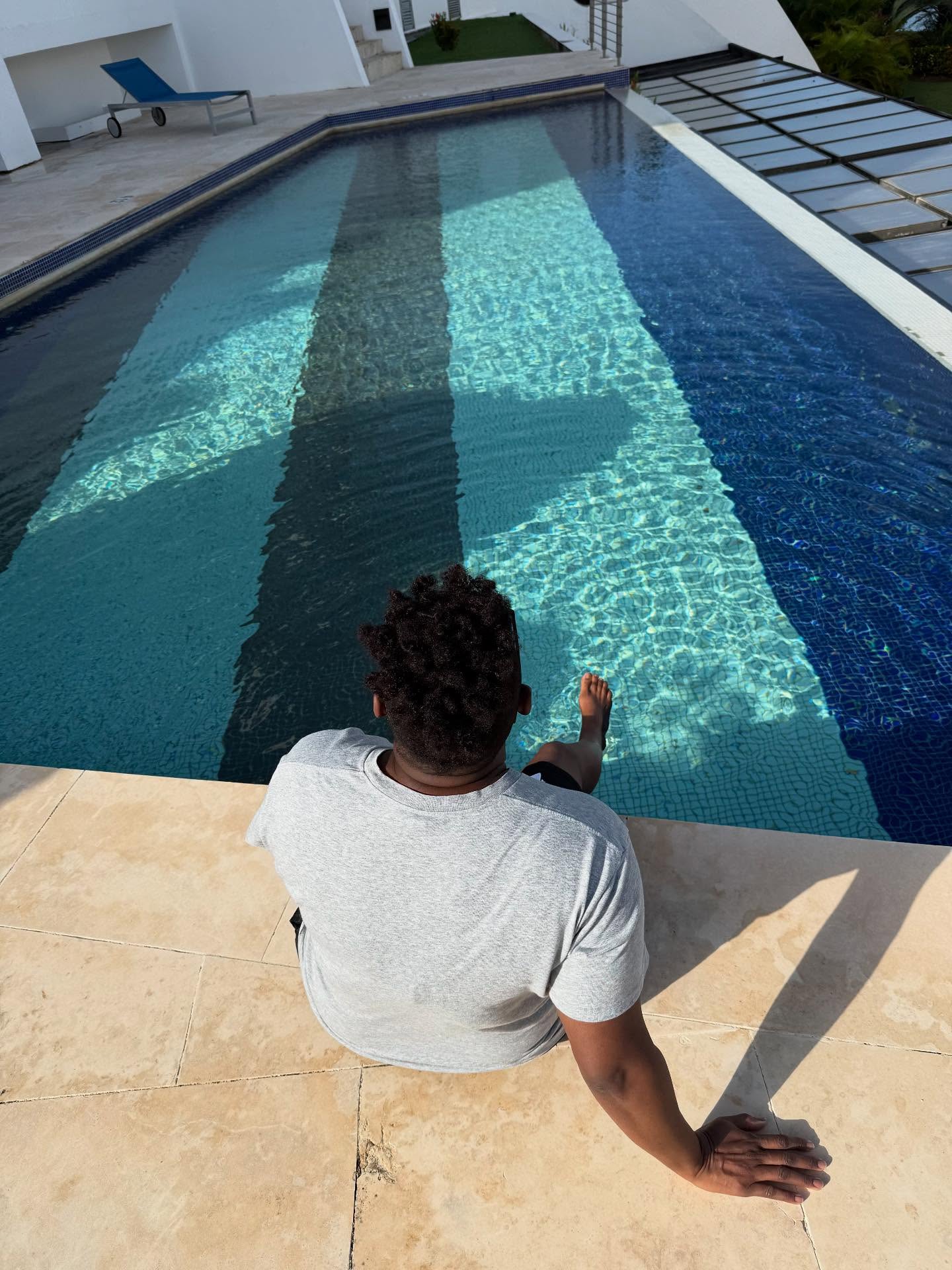 Soaking in the sun, listening to the water, and slowly finding my way back to myself. 🌊☀️✨
Sometimes we underestimate the power of taking time to come back to self.
#HealingEnergy #SunlitSoul #waterwisdom