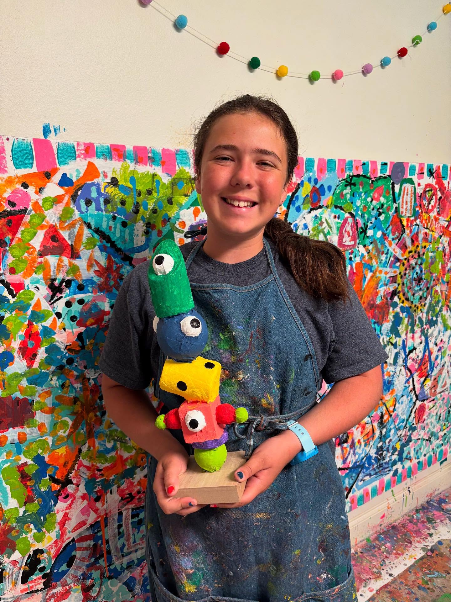 Another amazing All you can "Art" camp completed. Love their aliens. Some of the kids wanted to look terrified of their aliens, but how can you be scared of such cute little beings!!