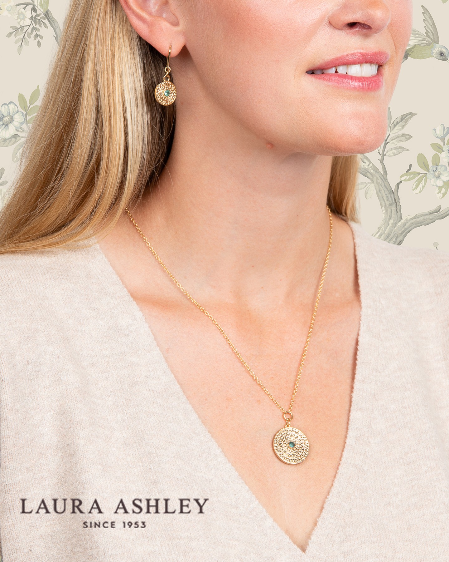 With romantic detailing and a sunlit palette, this enchanting collection brings a sense of story and personality to every style. Full of warmth and whimsy, Tales of Summer is a celebration of cherished moments, reimagined in gold and silver tones for everyday wear and joyful gifting.
#PRHjewellery #LauraAshley #primrosehilljewellery #LauraAshleyJewellery