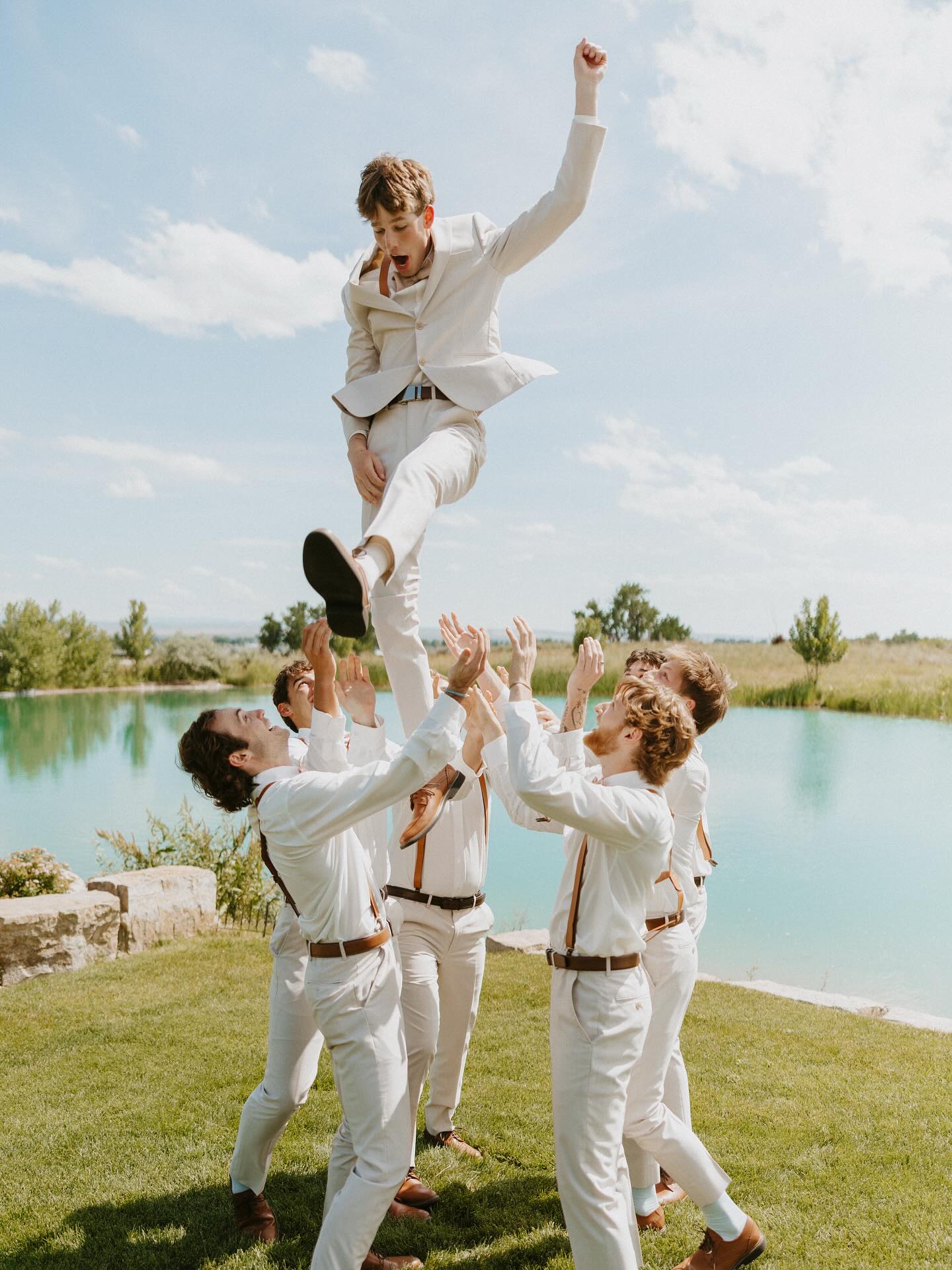 Find yourself a bridal crew like Syd’s and Tait’s!