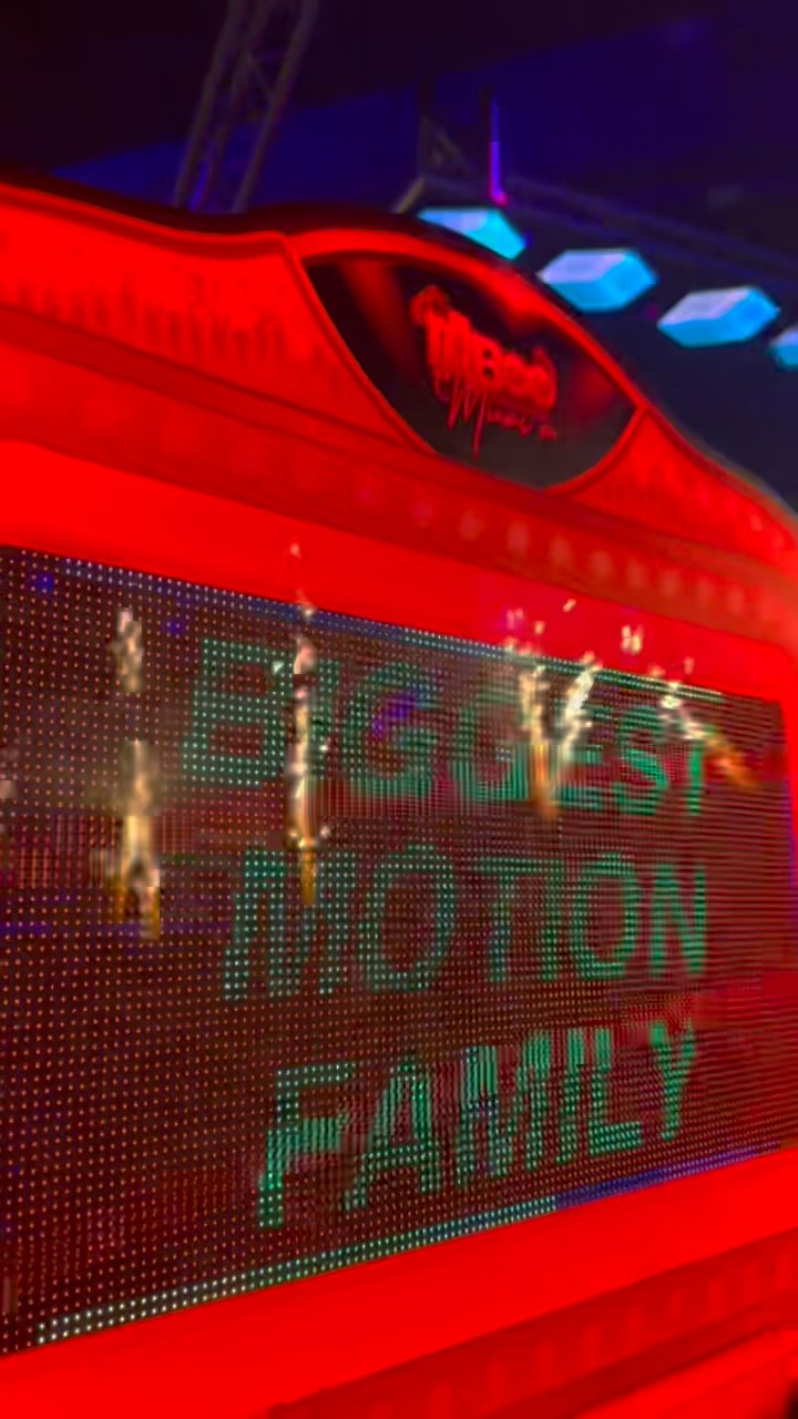 Motion Ain’t Just A Word It’s A Lifestyle Y’all Tune In Because We About To Give Y’all The Greatest Show On Earth 🔥🔥🔥🔥
#BiggestMotionFamily