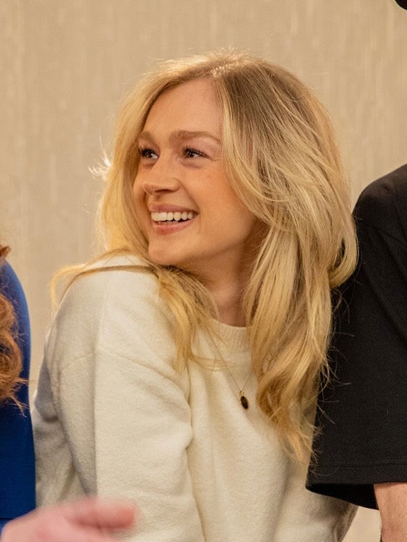 Balancing work, studying and a social life in summer? It’s giving… overwhelmed.
Between deadlines, diary clashes and trying to make the most of the sunshine, it can feel impossible to do it all.
Here are 3 things helping me keep it (semi) together lately:
☀️ Plan your fun first
It sounds backwards, but blocking out time for joy helps you protect it — and plan your work around it, not the other way round.
📚 Use your “dead” time wisely
Commutes, queues, time you had aside for a plan which just got cancelled — if you’ve got reading to do, use those pockets of time. It all adds up.
👯 Don’t cancel everything
Seeing people gives you energy. Even if it’s a walk or a coffee instead of a night out, saying yes (in a manageable way) helps more than you think.
How are you managing the juggle right now?