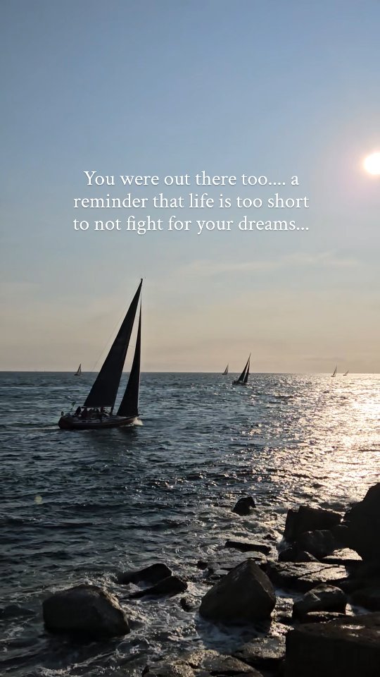 I was gutted earlier in the week when I had muddled my date and realised with work I was going to miss the start of the fastnet race....
So we bundled ourselves in and drove the 45 mins to Portland Bill.. to watch the bulk of the fleet sail past. We got there just in time to see friends sail by just feet from us..
Sailing has been on the back burner for too long for me.. its my happy place and I am rather desperate to feel like good old 'boaty Em' again.. the battle of running an event business that loves summer weekends.. just like sailing is a balance I need to find..
But for the moment.. this was a joy.. !!
#dorsetlife #fastnet #chasingdreams #sailing #dorsetsailing #floristlife