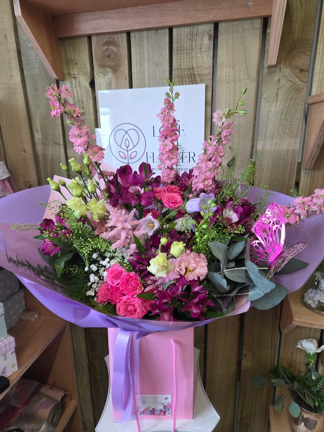 Pink and purple edition for a special birthday last week 🩷💜
Order online now www.lovetoflower.co.uk
#flowers #flowerdelivery #onlineshopping #flowersoftheday #birthdaygift #giftideas