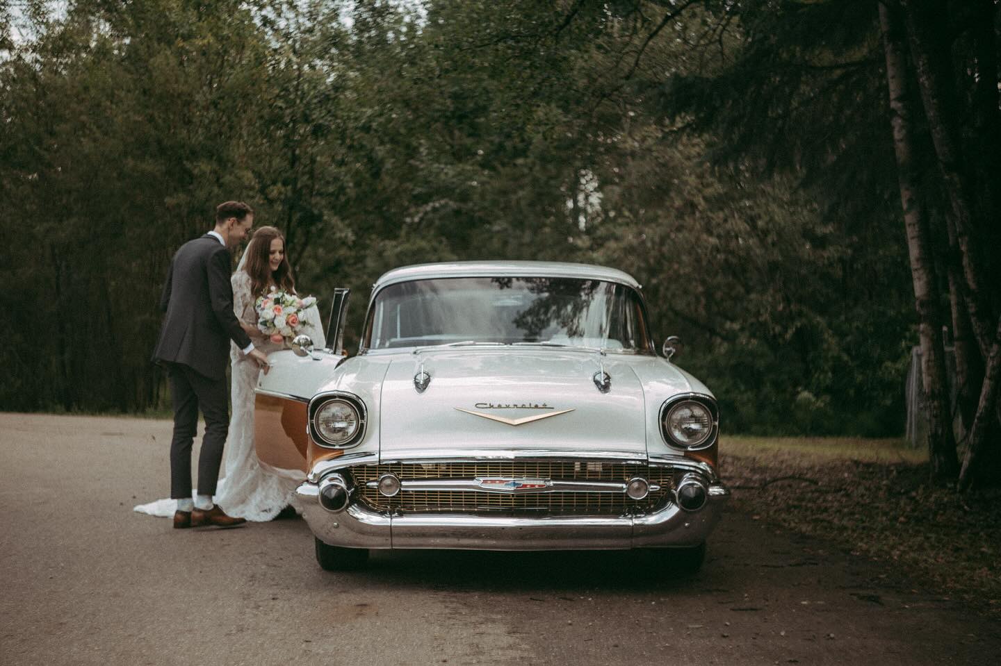 sneak peeks coming your way toniiiight ๐โจ