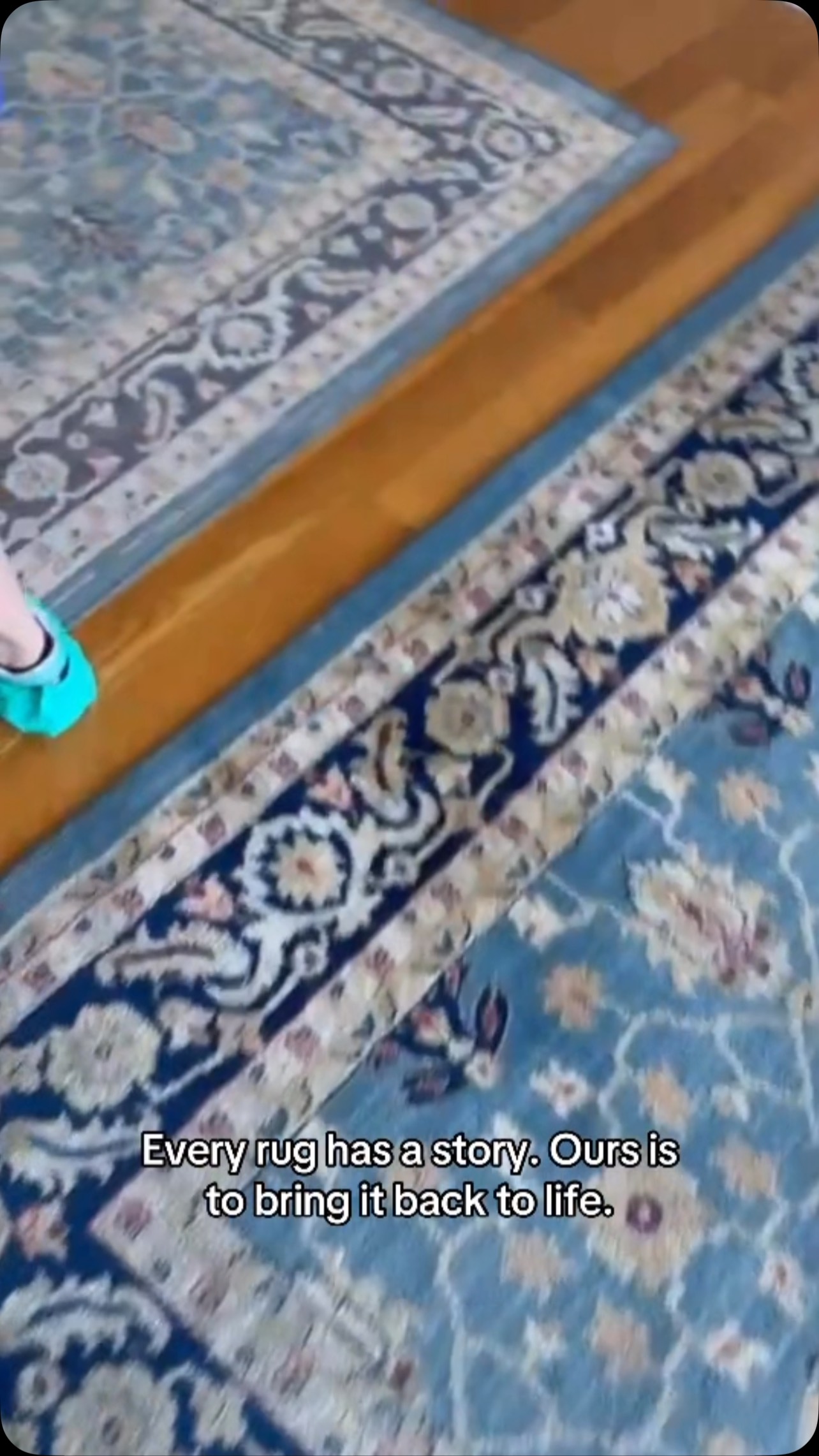 You vacuum. We restore. Let's bring your rug back to life.
#RugCleaning #NYCCleaning #DryCleaning #RugCare #BrightSpaceCleaning #DeepClean #Tatcha #CleanTransformation #CleanGoals #williamsburg