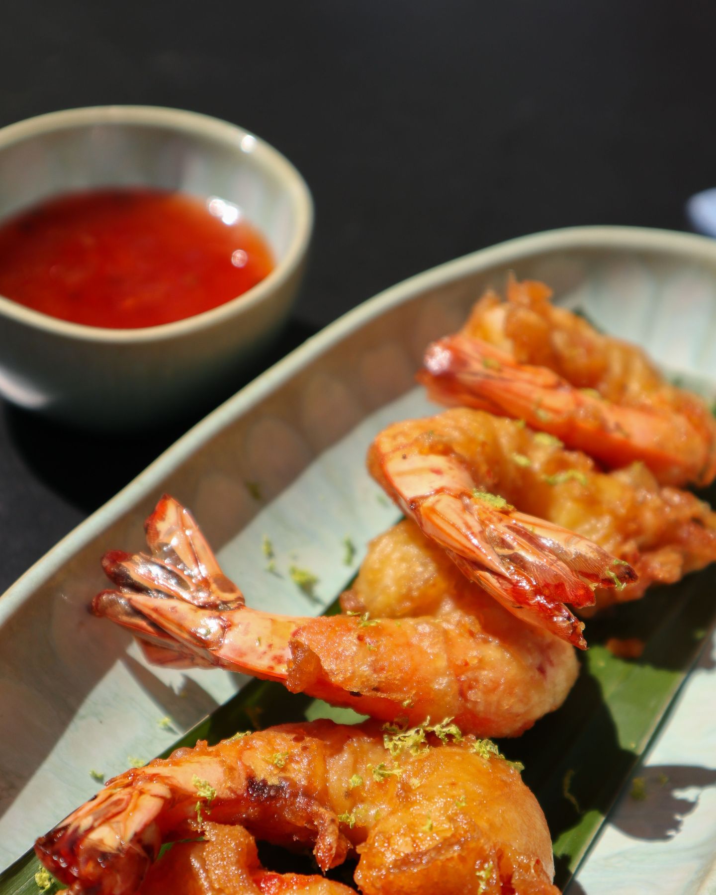 Craquez pour nos gambas croustillantes en tempura, sublimées par un zeste de fraîcheur et une sauce aigre-douce irrésistible… une explosion de saveurs ensoleillées ! 🦐
#lebelvédère,brasseriecontemporaine