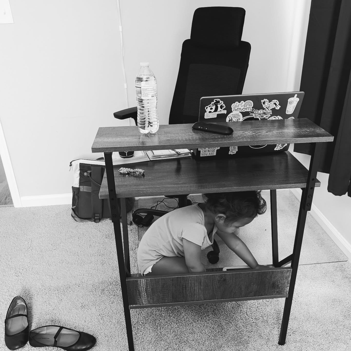 💪 Working Moms, You’re Doing Something Incredible
Every day, you juggle work deadlines, school drop-offs, meetings, meals, laundry, and big feelings — including your own.
✨ You’re showing your kids what strength looks like.
✨ You’re building a life that balances dreams and responsibilities.
✨ You’re doing more than “holding it together” — you’re leading with love, resilience, and intention.
It’s okay if some days feel messy.
It’s okay to rest, ask for help, or adjust your expectations.
🌸 Your ability to care for others and yourself is powerful.
🌈 You’re not just surviving — you’re setting an example of what’s possible.
👏 Celebrate the small wins.
👏 Honor your capacity.
👏 Keep showing up — in all the beautiful, imperfect ways that make you you.
#WorkingMomLife #MentalHealthMatters #ResilientMamas #YouGotThis #CelebrateTheJuggle #StrongNotSilent #SelfCompassion #MotherhoodAndMentalHealth