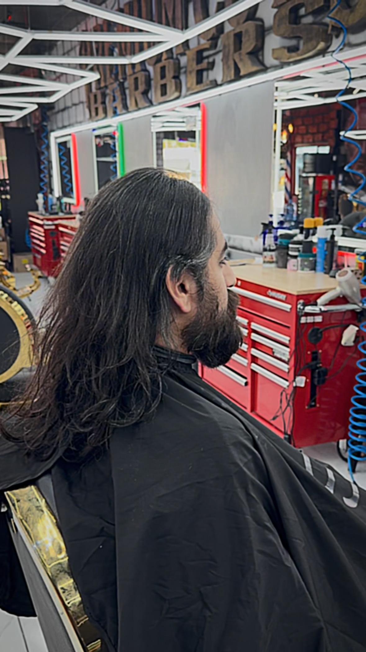 Good bye long hair 😭…
From Haley gang menace to mom’s favorite good boy.
New era. New look. Same soul — just cleaner, sharper, and 10x more dangerous. 😎✨
#GlowUp #CleanBoyEra #RedemptionArc #BadBoyGoneGood #HaleyNoMore