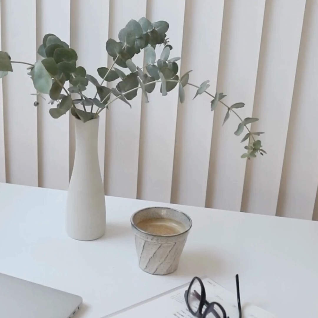 Branding is more than just visuals. It’s about clarity, connection, and consistency. But sometimes, the clearest message comes after a pause. Taking a break doesn’t mean giving up. It means giving yourself space to reset, refocus, and return with a stronger vision. Whether you’re just starting out or pivoting your business, your brand deserves a message that feels aligned, intentional, and you. . #BrandingTips #SmallBusinessSupport #CreativeBusiness #VisualIdentity #WomenInBusiness #BrandClarity #DesignWithPurpose #RemediCreative