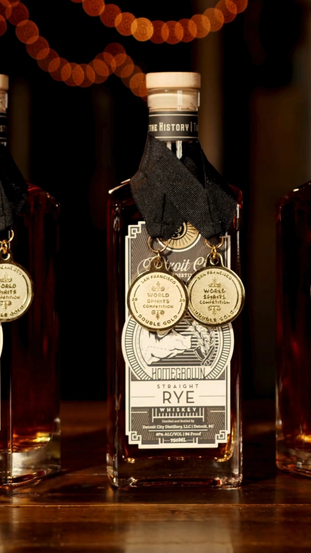 It’s the final day of Restaurant Week! 🎉 Don’t miss your last chance to sip on one of the amazing Cocktail Competition contenders and cast your vote for your favorite. 🥂
A huge thank you to Detroit City Distillery for being our Summer 2025 Spirit Sponsor, we couldn’t have done it without you!
Cheers to one more night of incredible food, drinks, and fun. 🍸 Let’s finish strong!