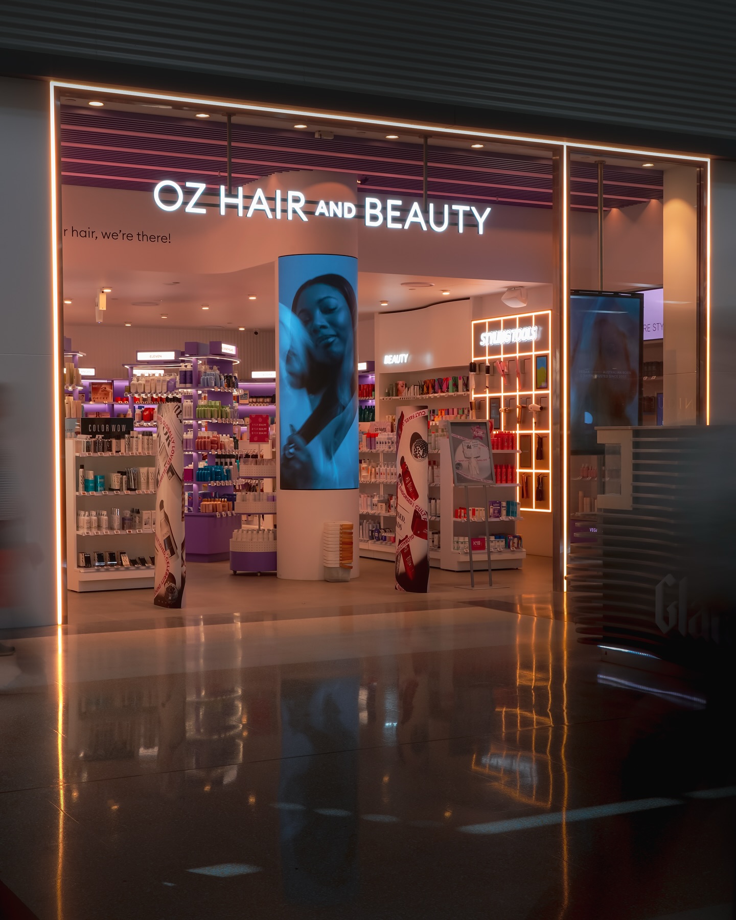 Oz Hair North Lakes we completed last month for @golden.signs.australia
Evolve Installs are your fit-out specialists when it comes to retail and illuminated signage πͺπ½