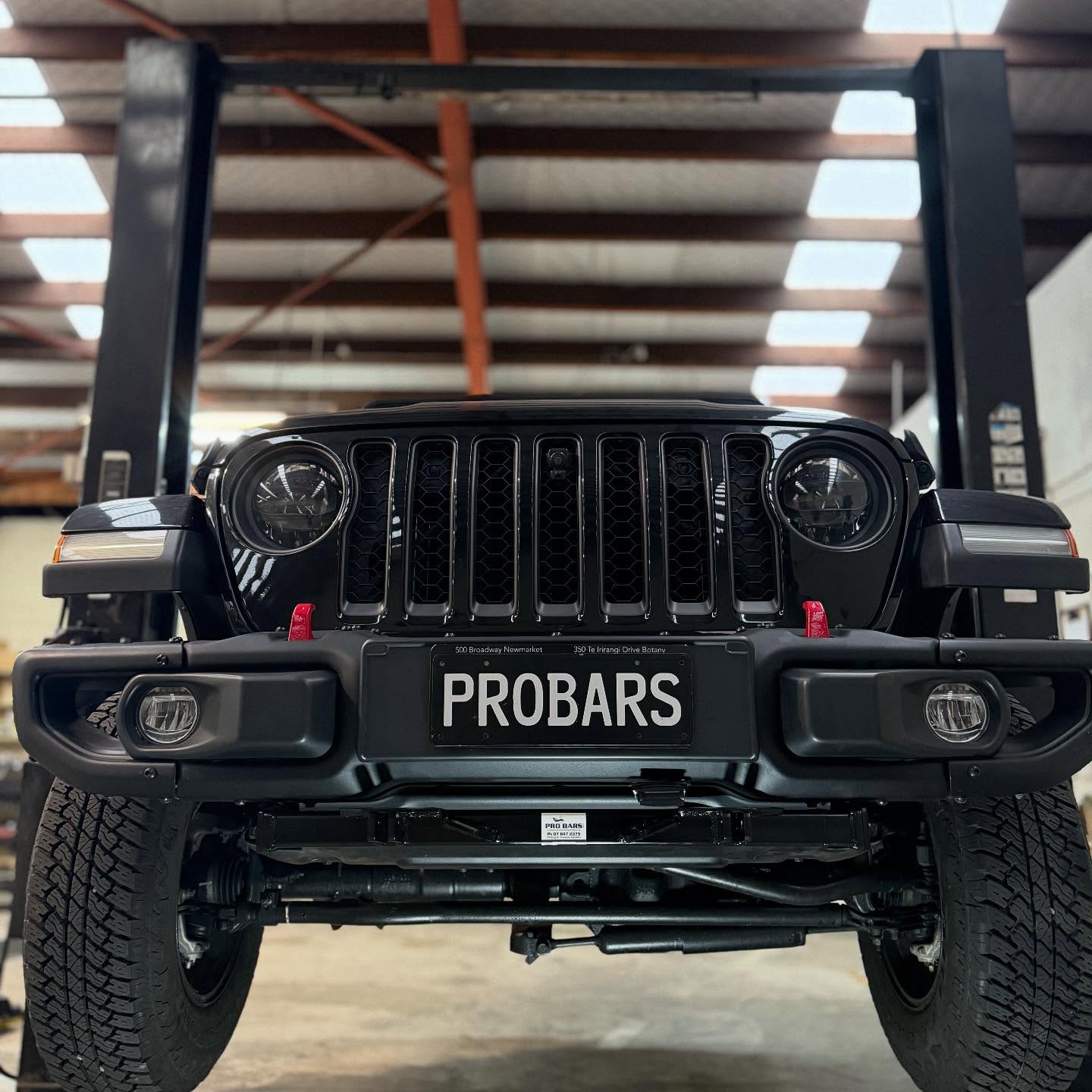 🔥 Meet the First 2025 Jeep Wrangler Rubicon Fully Outfitted by Pro Bars in NZ! 🔥
This isn’t just any Rubicon — it’s the first of its kind to hit the road fully set up with:
🛠 @_probars A-Frame front mounting plates
🔩 @blueox_towing Ascent aluminum 2” receiver A-frame
🦅 Built for performance. Backed by over 17 years of manufacturing excellence.
We don’t just build — we engineer the impossible.
#JeepWrangler2025 #RubiconReady #BlueOxAscent #TowingSetup #ProBars #MadeToPerform #OffRoadReady