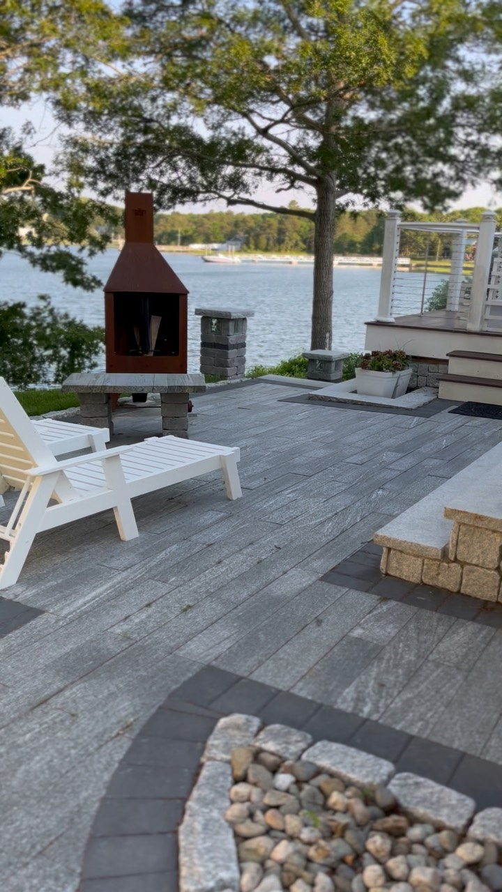 With a view like this why leave the house? 😍🤣
This job we used a lot of natural stone like granite planking, veneer around the steps and a cobblestone border along the patio and walkway.
#steps #granite #granitesteps #planking #naturalstone #veneer #cobblestone #cobblestones #cobbles #patio #patiodesign #pavers #wallblock #landscaping #landscape #landscapedesign #hardscape #hardscapes #hardscapedesign #masonry #middleboro #capecod #onset #boston #newengland #plymouthma #outdoorliving #homeandgarden #oceanside