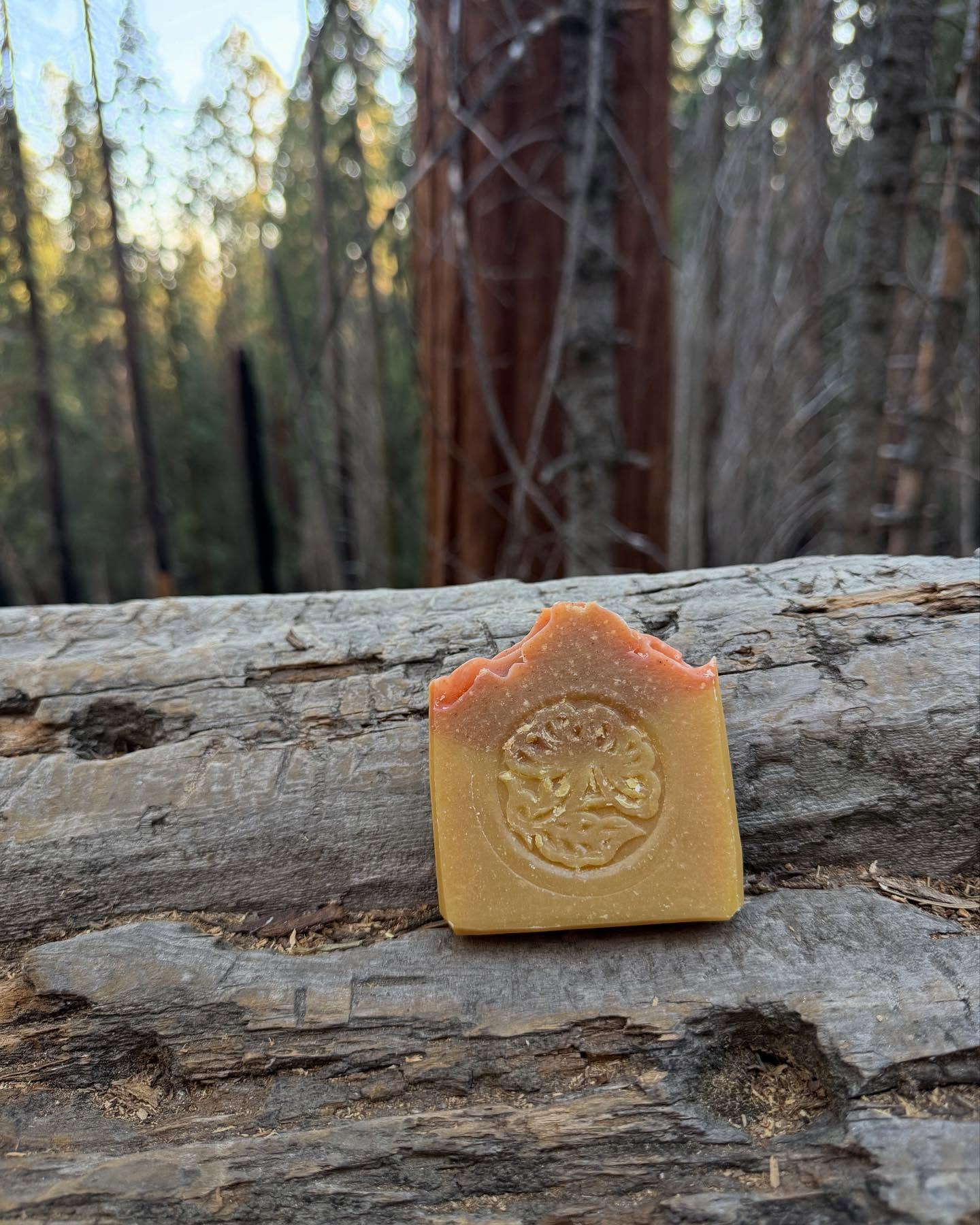 #handmadesoap #beetsoap