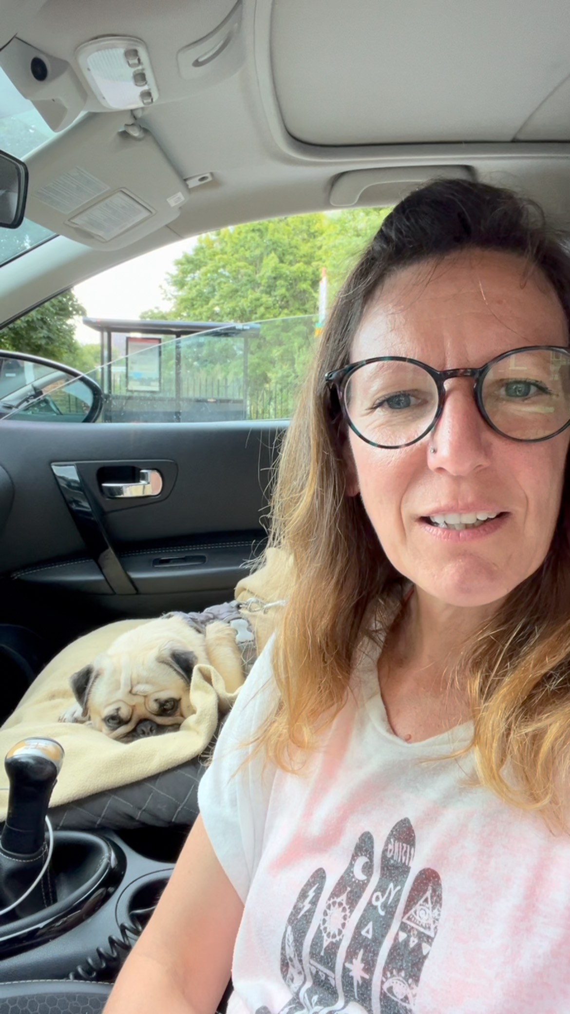 Happy Wednesday beautiful souls 🌟
How are you really feeling today?
We’re in the powerful energy of the Lions Gate portal 🦁🔥❤️ — a time of expansion, deep shifts, and soul-led change.
How is it landing for you?
If you’re feeling like everything is shifting, old parts are falling away, and you’re not quite sure how to navigate it all — know you’re not alone.
✨ Change can feel messy. Uncomfortable. Uncertain.
But it can also be the gateway to something far more aligned.
If you’d love support through this time, DM me — let’s see if my 12-week program could be the anchor, guidance, and soul support you need right now.
Big love,
Anna x