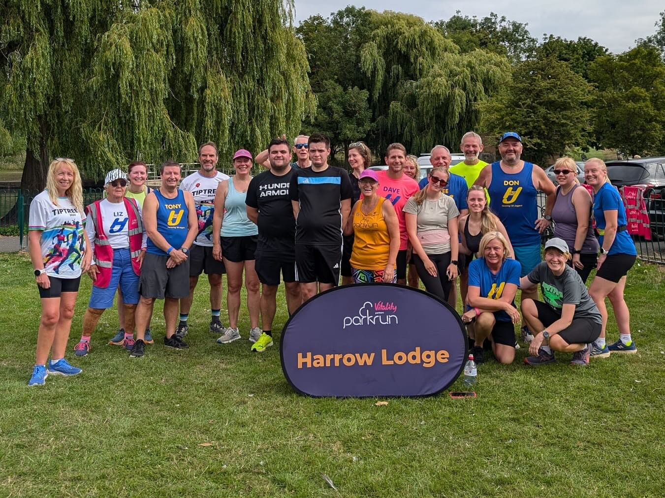 It was graduation day round 2 for our learn to run group! Michael and Brandon got to take on their first 5k at Harrow Lodge parkrun on Saturday. Another great turn out from H90j in support of our new runners. Well done lads!
#running #runners #run #instarunners #instarunning #runnersofinstagram #weloverunningtogether #runningislife #h90j #havering90joggers #runningislife #runnershigh #runnerslife #learntorun #instarun #lovetorun #runhappy #keepgoing #nevergiveup