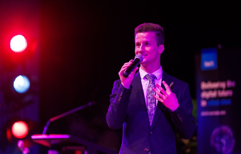 Action shots from The Future Of Education Summit 2025! 📸
With over 200 educators joining us from across Australia and around the world, the third annual summit saw attendees exploring how we can best prepare our students to thrive in an ever changing future as we considered how we can design learning experiences that set them up to thrive.
It was such a blast getting to emcee the day as well as sitting down from industry leaders across sports tech, hydrogen energy, and resources to explore what the future workforce has in store for our next generation!
Already counting down for the 2026 summit ✨🚀