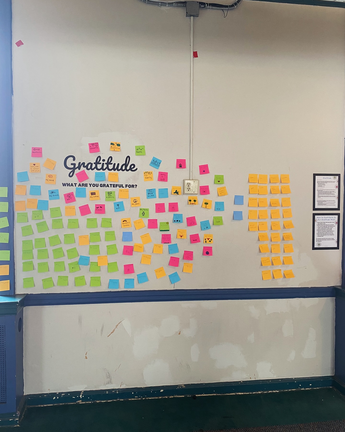 Feeling so much gratitude after today’s monthly Self Love Club session at @thecentersohio! 💕
We explored the incredible power of gratitude—how it heals, connects, and transforms. Our amazing youth helped create a beautiful Gratitude Wall and left with their own Self Love Club Gratitude Journal Kits to carry the practice into their self-love journey.
What a honor to hold space for reflection, growth, and self-love! 🫶🏽