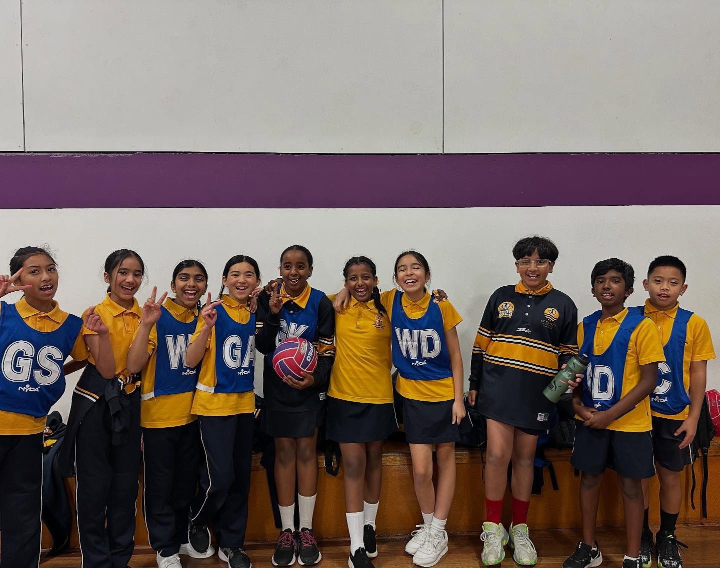 Last week, some of our Year Six children represented St Clare’s at the Division Netball. They didn’t get the win on the day but played with great persistence and determination! We are so proud of them 💙💛