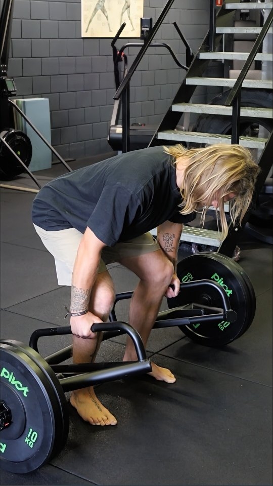 Bij Original Physic draait het niet om standaard fitness, maar om functionele beweging die jouw lichaam sterker, stabieler en veerkrachtiger maakt — in én buiten de gym. 💪
✅ Geen machines, maar echte beweging
✅ Kracht, mobiliteit en coördinatie in balans
✅ Persoonlijke coaching die je verder brengt
✅ Train blessurevrij en met vertrouwen
Of je nu een beginner bent of al jaren traint — wij helpen je beter bewegen, slimmer trainen en duurzaam groeien. 🚀
📍 Locatie: Amsterdam Noord
🌐 Boek je gratis intake:
👉 www.originalphysic.nl
Kom in beweging. Word sterker. Word bewuster. Word beter. 💥
#OriginalPhysic #FunctioneelBewegen #SterkerWorden #BlessurevrijTrain #PersonalTrainingAmsterdam #TrainBewust #FitVoorHetLeven #KrachtEnMobiliteit #AmsterdamNoord #MoveWithPurpose #FunctioneleFitness