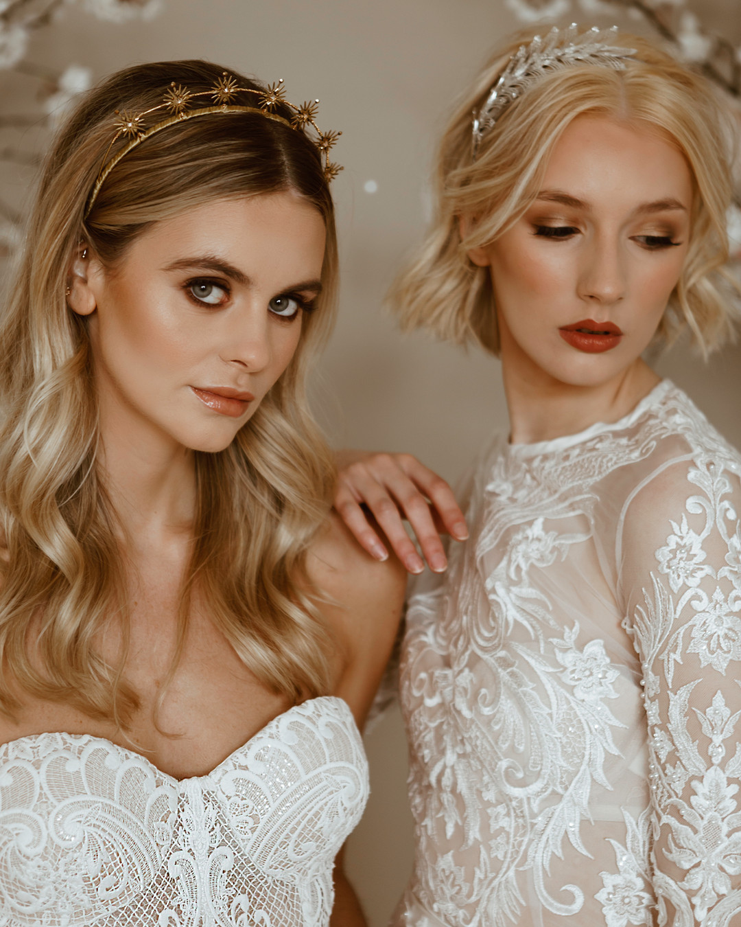 Say “I do” to headpieces that turn every head. From cosmic crowns to retro headbands with serious attitude, my latest blog spills all the 2025 bridal hair trends worth knowing (and wearing).
Handmade in my UK studio, styled by you.
Link in bio to find the one that makes your heart skip.
#BridalStyle #WeddingAccessories #StarryEyedBride #RachelChaprunne #CelestialCrown #WeddingHairGoals
Photography by @martaferenc