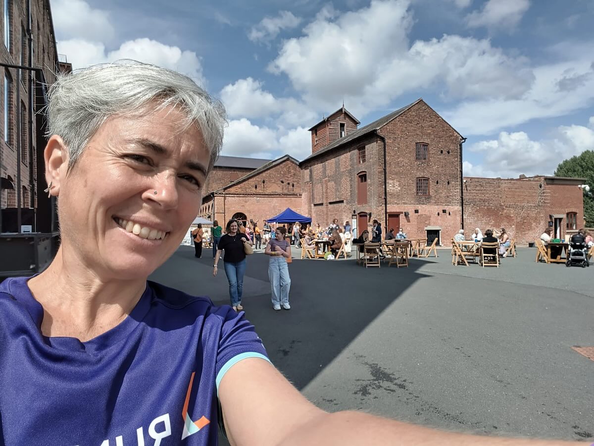 🤩 Thanks so much to @eva.cserhati for bringing some Runlates energy to @happierfestival on Saturday! 🙏
Sounds like a brilliant day and I can’t wait to hear all about it and catch up this week. Huge congratulations to Sian @dwtylife and the team for putting on such an inspiring event 👏 I’m hoping it returns in 2026 so I can go!
Meanwhile I was celebrating the wedding of one of the friends responsible for getting me into running in the first place - @catln73 ❤️ Brilliant to catch up with some old BMF faces and celebrate Cat and Alan in stunning surroundings.
Hope you’ve all had a great weekend whatever you’ve been up to 🤩
#teamwork #shrewsbury #weekend #celebrations