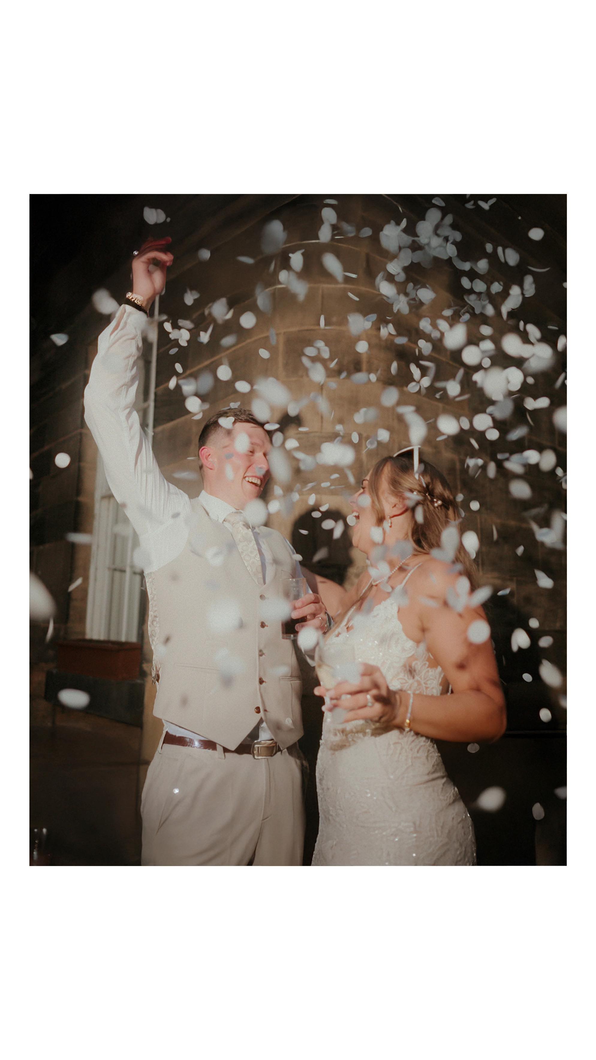 One week ago today, Hannah & James tied the knot at Wortley Hall in Sheffield — and yep, it rained all day. But that didn’t stop these two from having a proper laugh and a day full of good vibes.
And just when the day couldn’t get any better, James grabbed the mic and jumped up with his bandmate during evening drinks — cue everyone singing their heads off.
Also… can we talk about Hannah’s speech? One of the best we’ve heard in a while and a reminder why I always recommend brides make one. So worth it 👏
Venue | @wortleyhallsheffield
Videography | @prsprfilms
Photography | @ashleyjayne_photography
Hair & makeup | @sammyrichards_2016_mua
Flowers | @michellesflowersltd
Styling | @westyorkshirestyling
Dress | @avarosehamilton
Cake | @cakesbyhannah23
#WeddingVideography #UKWeddings #SheffieldWeddings #WortleyHall #WeddingTrailer #RainyWedding #BrideSpeech #EmotionalWeddings #WeddingFilm #WeddingDayMagic #StorytellingThroughFilm #ModernWeddingVideo #CinematicWeddings #WeddingInspo #LoveInTheRain #WeddingVibes #WeddingReel #WeddingVideographerUK #WeddingHighlights