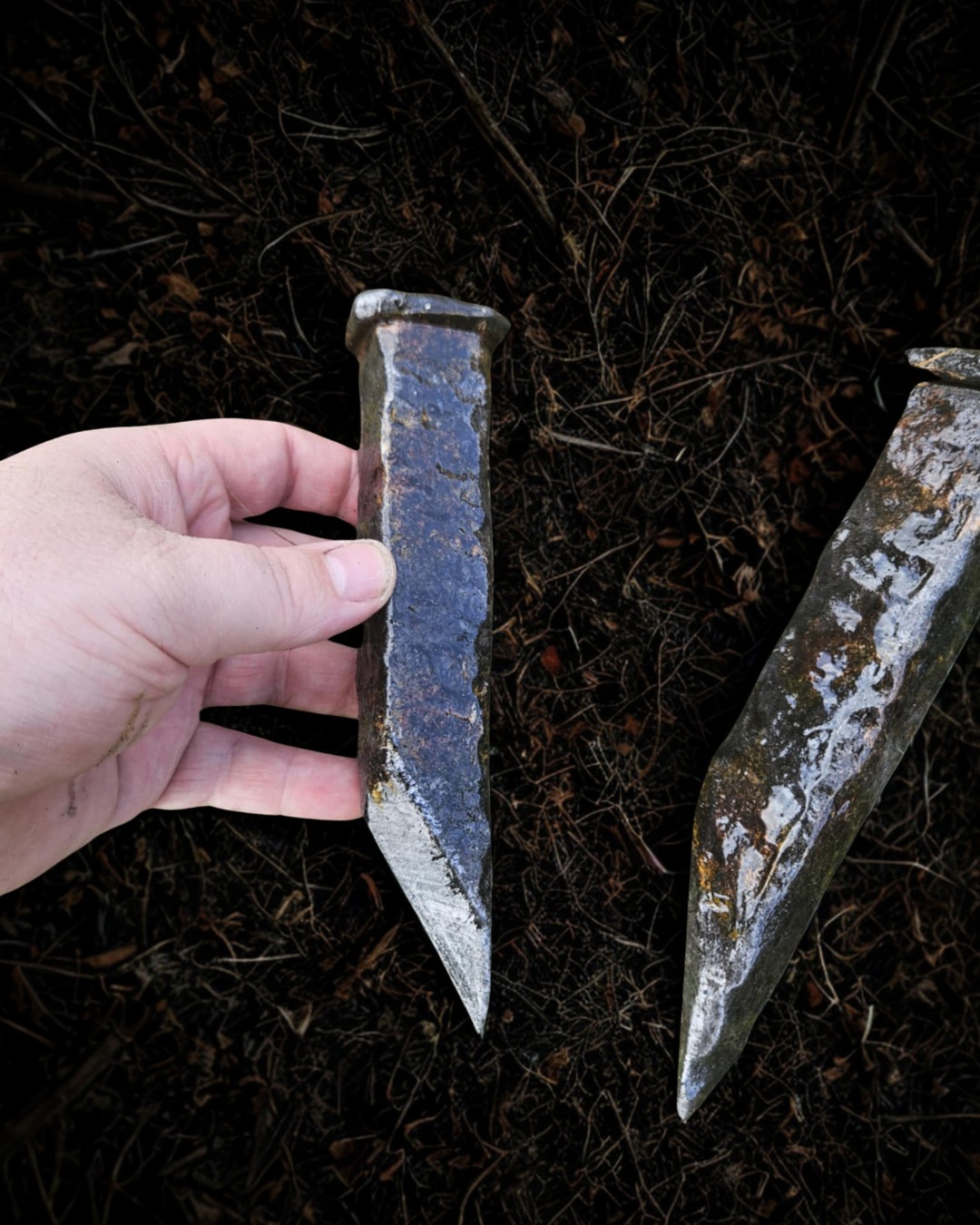 From Nail to Nightmare ⚓
Inspired by the brutal form of warship nails — reimagined as 7" punching daggers.
Fully foam. Coreless. Latex-coated.
Handmade for safe combat.
🌍 Worldwide shipping available
🛒 Order online at ttccraftworks.com
🛠️ For custom builds, drop us a DM
💳 Pay in 3 available at checkout
#FoamWeapons #LARPgear #CosplayProps #TTCcraftworks #larpcommunity