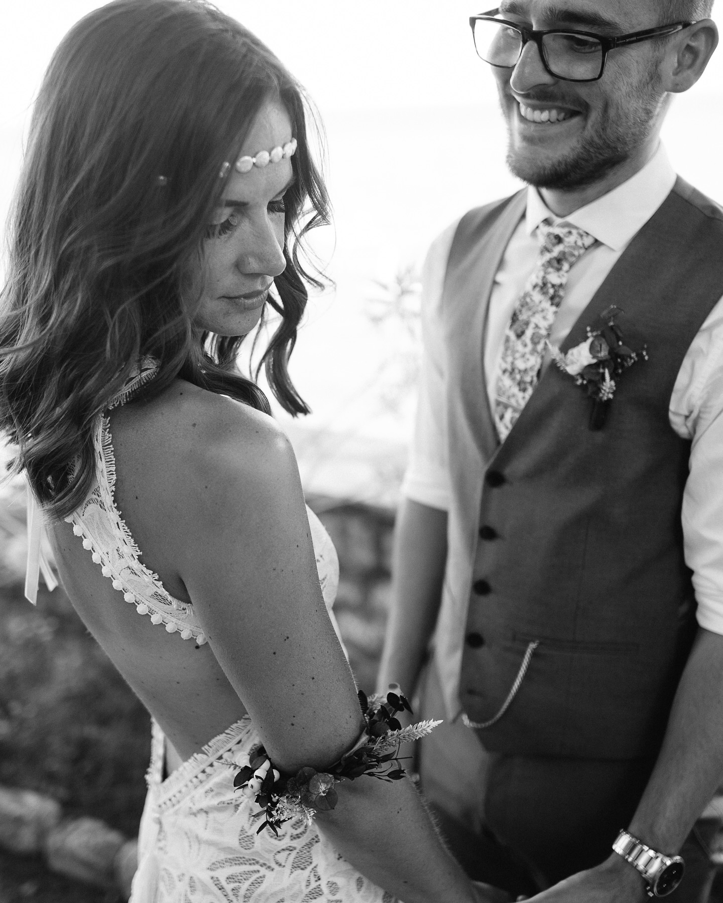 Better late than never 🫶🏽
Celebrated 7 years married last week with a few (child-free) glasses of wine in the sun and it was glorious 🍾
Weddings have changed sooooo much since I got married + I’m so glad I didn’t feel any pressure to follow trends or make our wedding “insta-worthy” like I think many people do right now.
A small reminder to stay true to what’s really important + just make sure you have the day you want, not what you think you should want ❤️