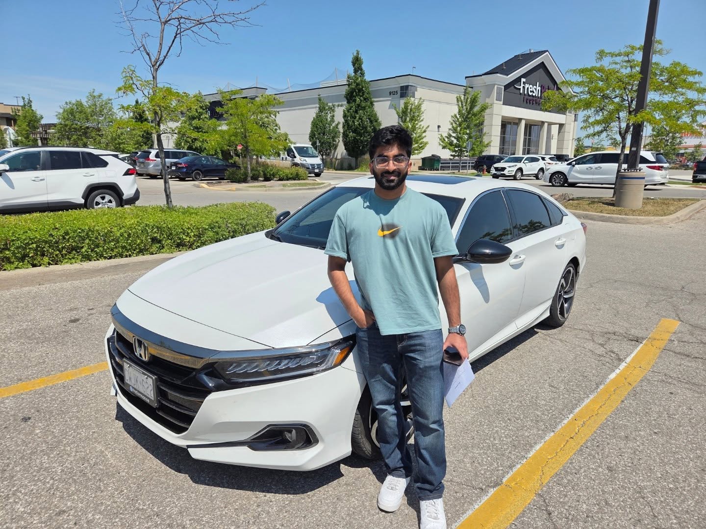 JUST BOUGHT! We made an immediate cash offer and paid on the spot for this fantastic 2022 Honda Accord Sport.
#SellMyCar #InstantCash #UniversalMotors #Mississaugadealership