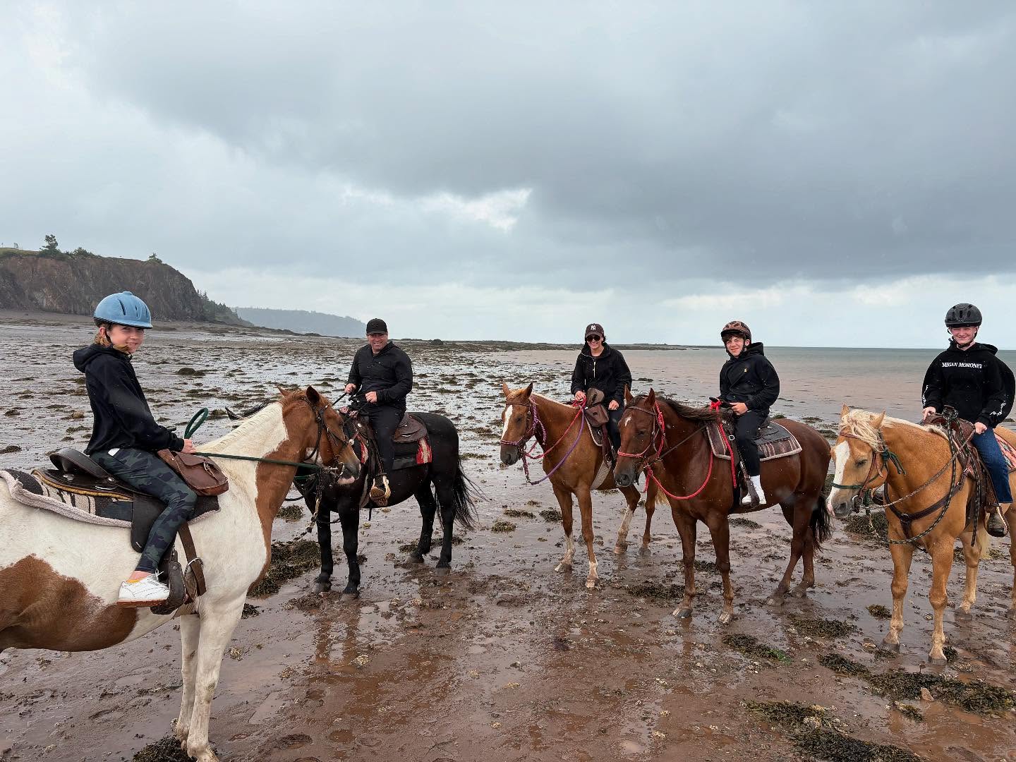 We are so lucky to meet so many amazing clients from near and far! We enjoy meeting every single one of you and sharing this amazing experience! Here are a few from this busy Julyโ๏ธ๐ด